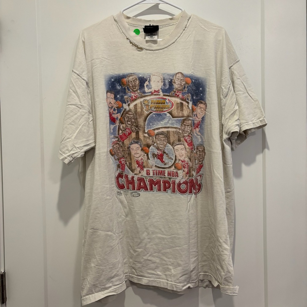 VTG Chicago Bulls 6 Time NBA Champions T-Shirt 1998 XXL Cream Distressed